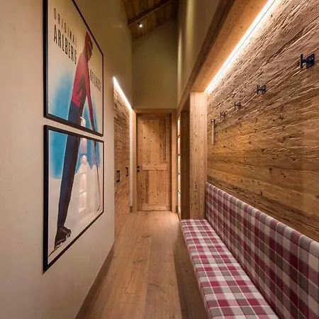Vila Contact Us At What App - 0041-798-079-427 To Book!! - Alpine Luxury With Ski-in Access - Stunning Mountain Views Sankt Anton am Arlberg