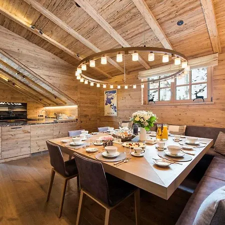 Contact Us At What App - 0041-798-079-427 To Book!! - Alpine Luxury With Ski-in Access - Stunning Mountain Views ヴィラ サンクト・アントン・アム・アールベルク